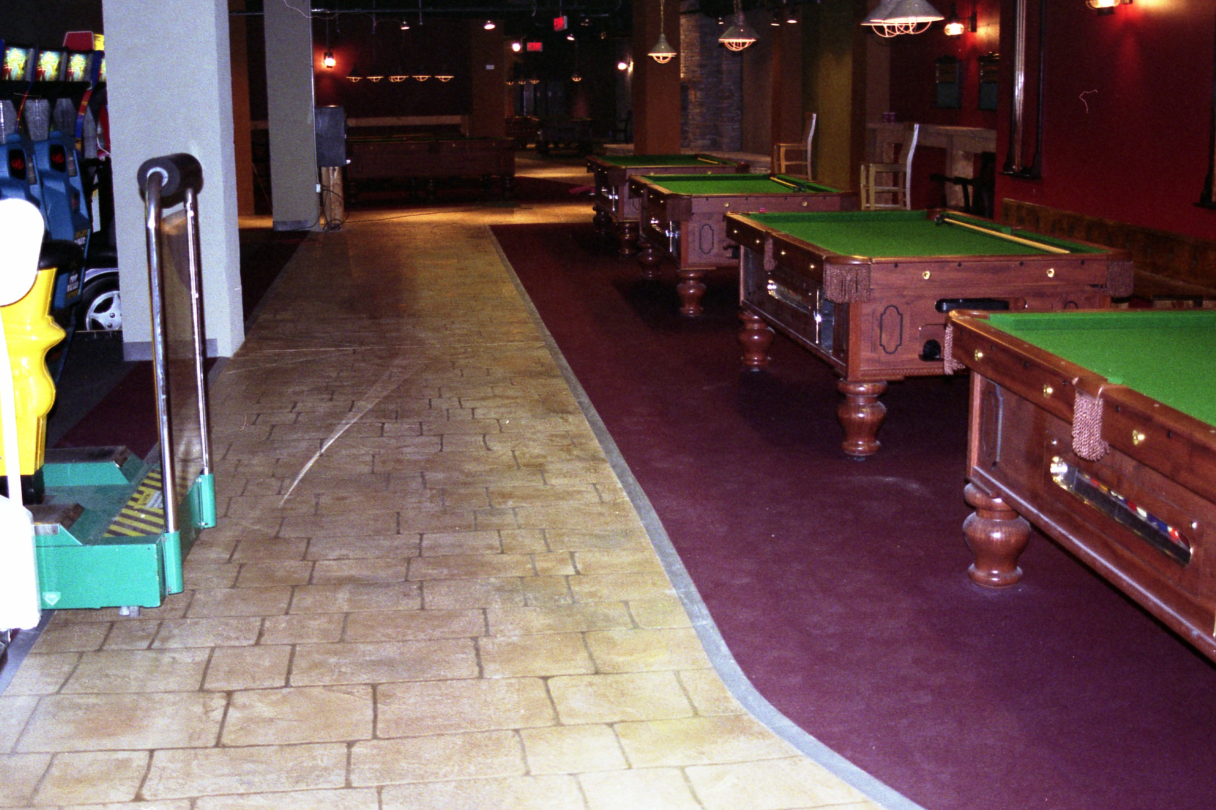 Billiard hall with cobblestone-pattern StoneCraft walkway