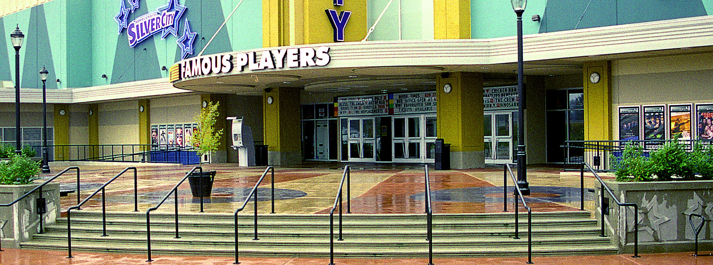 Movie theatre entrance with decorative StoneCraft exterior surfacing
